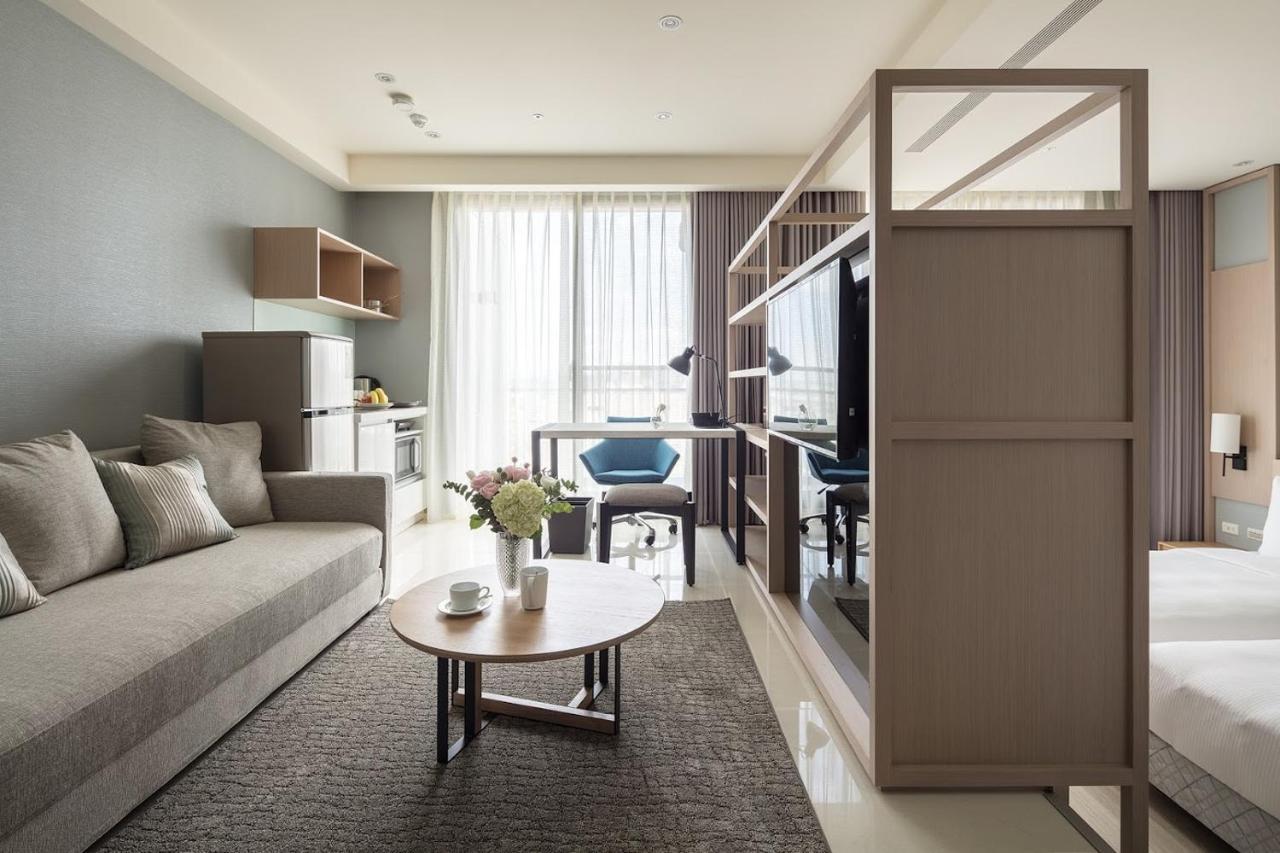Jolley Hotel Taipei Bagian luar foto