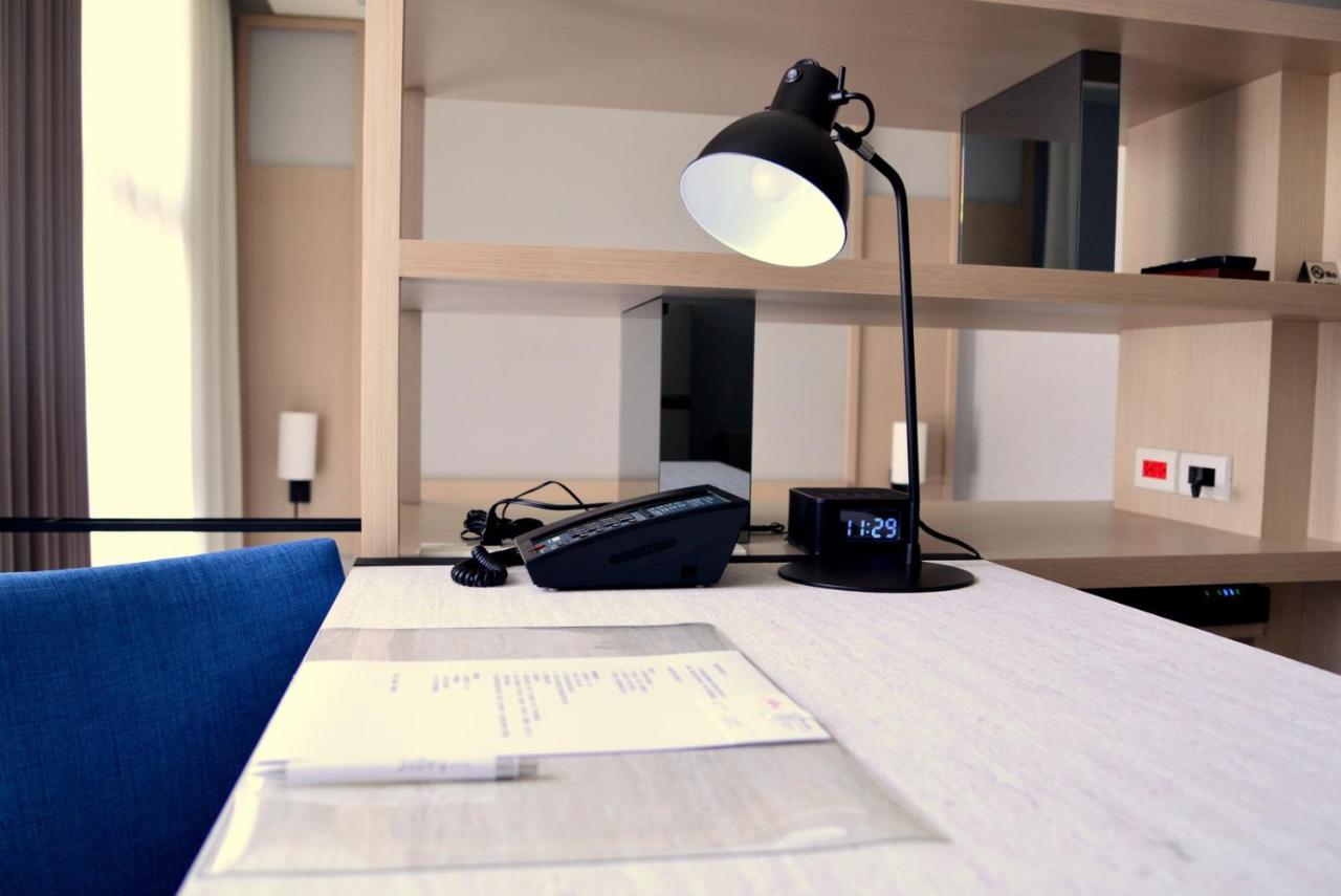 Jolley Hotel Taipei Bagian luar foto