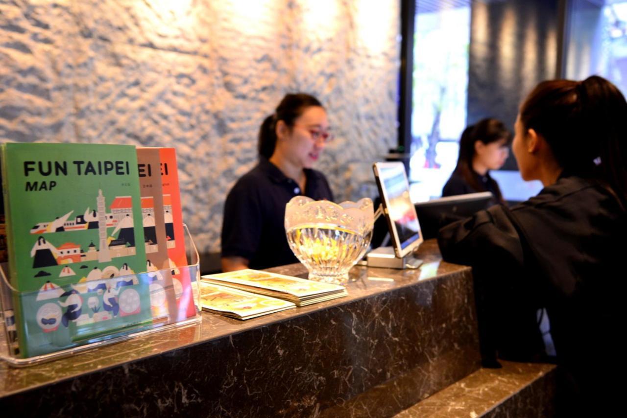 Jolley Hotel Taipei Bagian luar foto