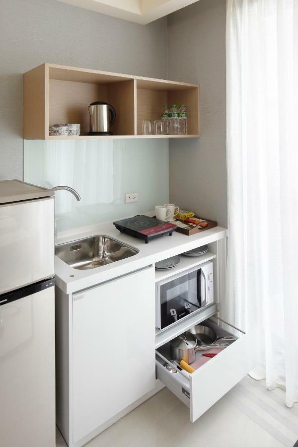 Jolley Hotel Taipei Bagian luar foto